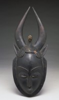 藏品(仿非洲面具)的圖片