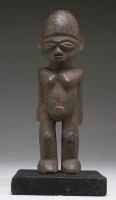 藏品(非洲木雕人像)的圖片