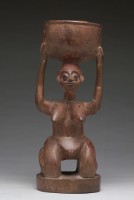 藏品(非洲木雕人像)的圖片