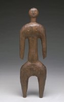 藏品(非洲木雕人像)的圖片