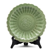 藏品(青瓷射線紋雙圈菱花盤)的圖片