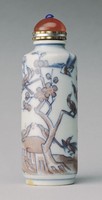 藏品(青花夾紫畫雀梅鼻煙壺)的圖片