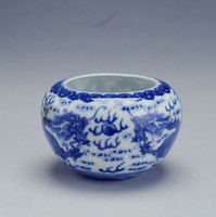 藏品(青花龍紋圓罐)的圖片