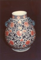 藏品(青花釉裡紅纏枝花卉龍耳尊)的圖片