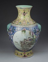 藏品(粉彩開光人物象頭瓶)的圖片