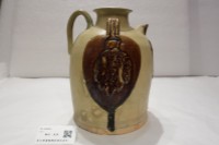 藏品(長沙窯黃釉褐彩貼花水注)的圖片