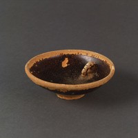 藏品(長沙窯黑釉碗式油燈)的圖片