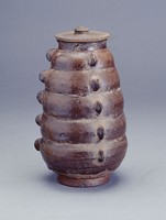 藏品(黑釉多角蓋罐)的圖片