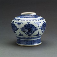 藏品(青花雲蝠紋罐)的圖片