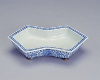 藏品(青花纏枝花卉紋小花盆)的圖片