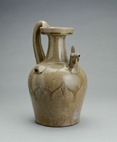 藏品(青釉刻花覆蓮雞首壺)的圖片