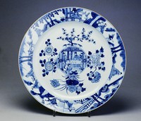 藏品(青花四季花卉人物大盤)的圖片