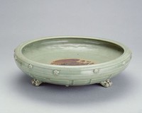 藏品(青釉八卦紋三足洗)的圖片