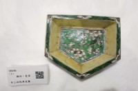 藏品(素三彩乾果瓷盤)的圖片