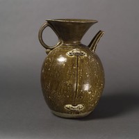 藏品(長沙窯釉褐穿帶壺)的圖片