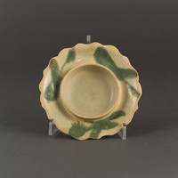 藏品(長沙窯綠彩花口碗托)的圖片