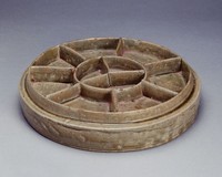 藏品(圓形青瓷槅)的圖片