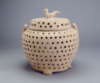 藏品(青釉鏤孔蓋罐)的圖片