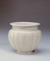 藏品(白瓷瓜菱形壺)的圖片