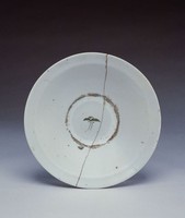 藏品(蜻蜓紋白瓷小盤)的圖片