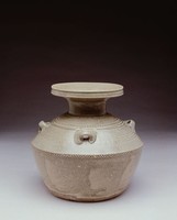 藏品(越窯印紋四繫盤口瓶)的圖片