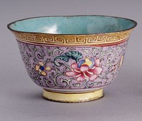 藏品(畫琺瑯牡丹紋酒杯)的圖片