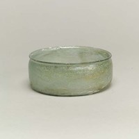 藏品(綠玻璃小缸)的圖片