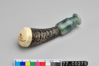 藏品(山羊角刻唐詩「長相思」)的圖片