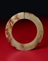 藏品(秋葵松香浸玉玦)的圖片