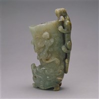 藏品(灰玉雕龍花插)的圖片