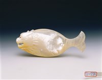 藏品(白玉鰲魚珮)的圖片