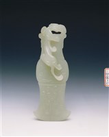 藏品(白玉雕螭柄形器)的圖片