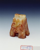 藏品(白玉鐘形珮)的圖片