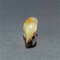 藏品(黃玉伏象)的圖片