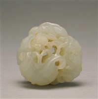 藏品(白玉透雕菱角)的圖片