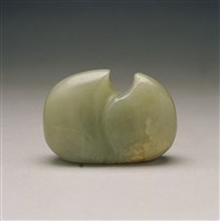藏品(青白玉雙桃筆架)的圖片