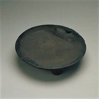 藏品(三足圓端硯)的圖片