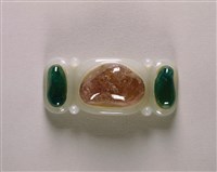 藏品(白玉鑲碧璽帶首)的圖片