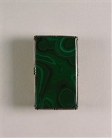 藏品(銀鑲孔雀石帶首)的圖片