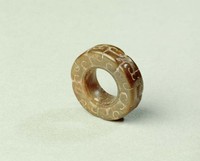 藏品(玉環一件﹑佩飾一件)的圖片