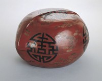 藏品(描金彩繪八仙捧壽桃式盒)的圖片