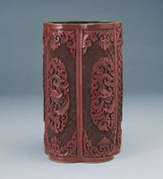 藏品(銅胎雕漆筆筒)的圖片