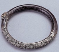 藏品(鑲銀藤手鐲)的圖片