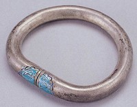 藏品(福壽雕花銀手鐲)的圖片