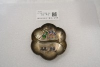 藏品(錫質琺瑯荷形「聽琴」兩用碟)的圖片