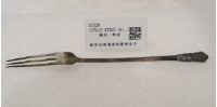 藏品(銀質琺瑯海棠紋餐棹叉子)的圖片