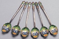 藏品(銀質琺瑯雙錢紋鏤空小湯匙)的圖片
