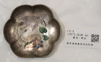 藏品(銀質琺瑯海棠紋荷形碟)的圖片