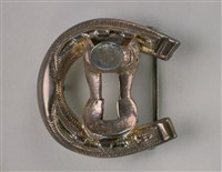 藏品(馬蹄鐵銀帶首)的圖片