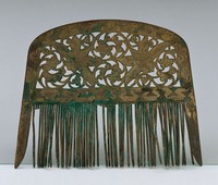 藏品(鎏金雙蝶花卉紋銀梳)的圖片